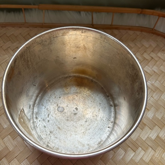 Vintage Handmade Brass Canister Etched Sides & Lid Metal India WM. Rogers & Son - Picture 8 of 8